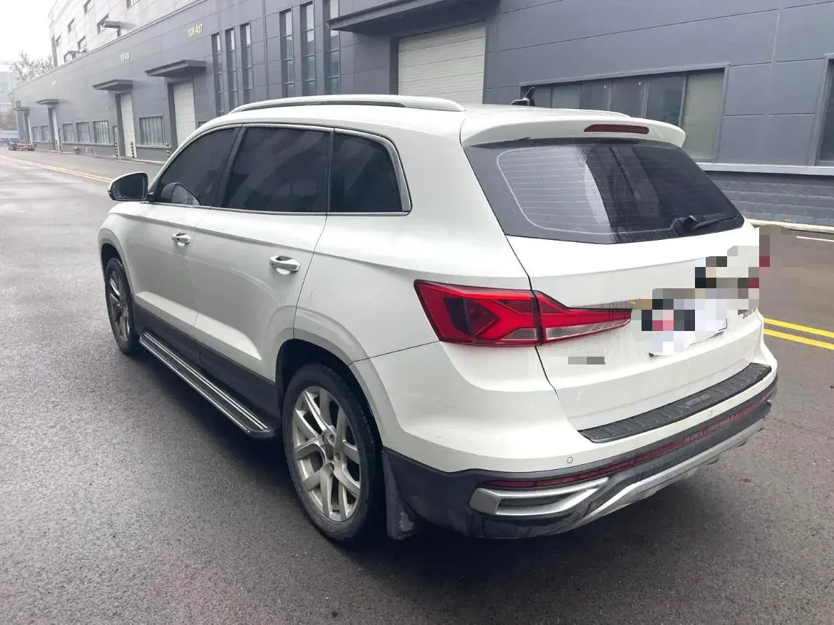 2020 JETTA VS7 thumbnail 4