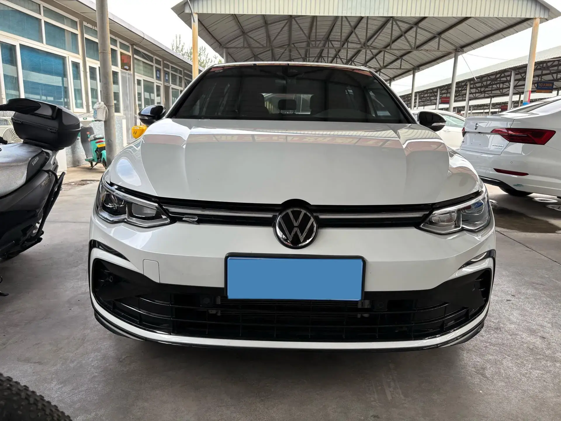 2021 VOLKSWAGEN GOLF thumbnail 2