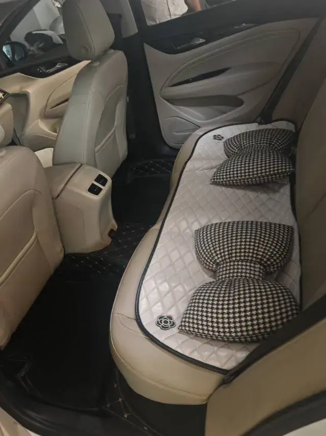 2020 BUICK REGAL thumbnail 3