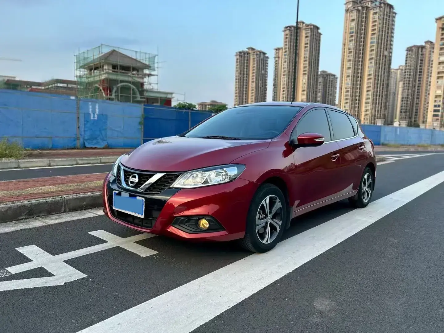 2020 NISSAN TIIDA view 1