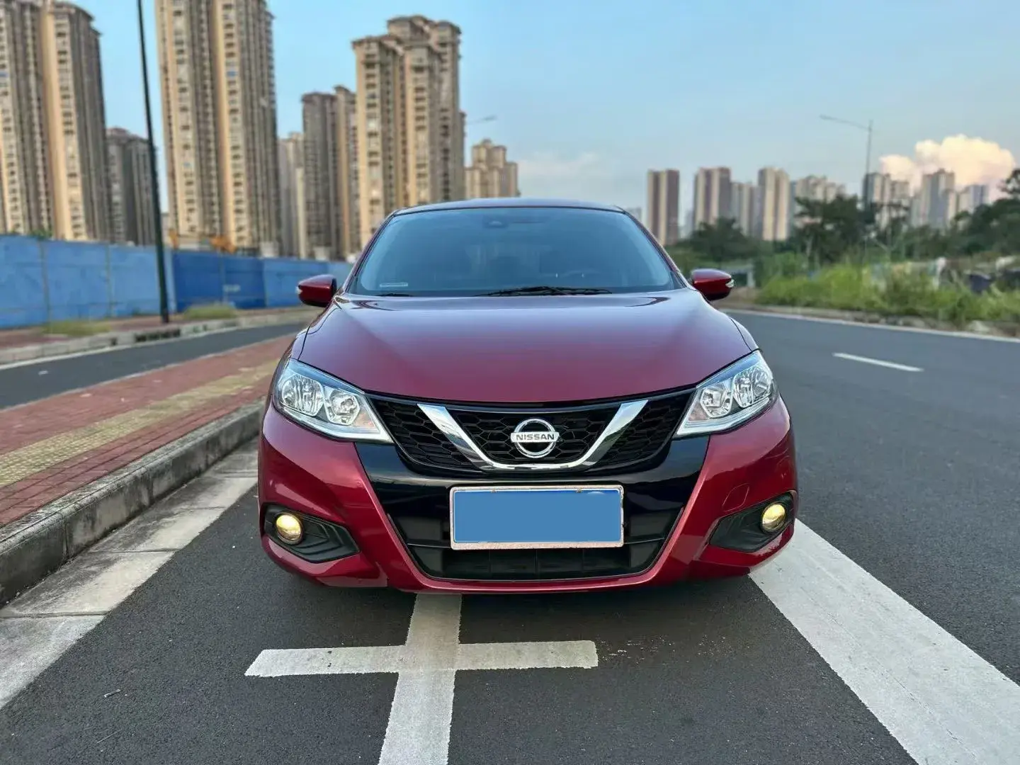 2020 NISSAN TIIDA thumbnail 2