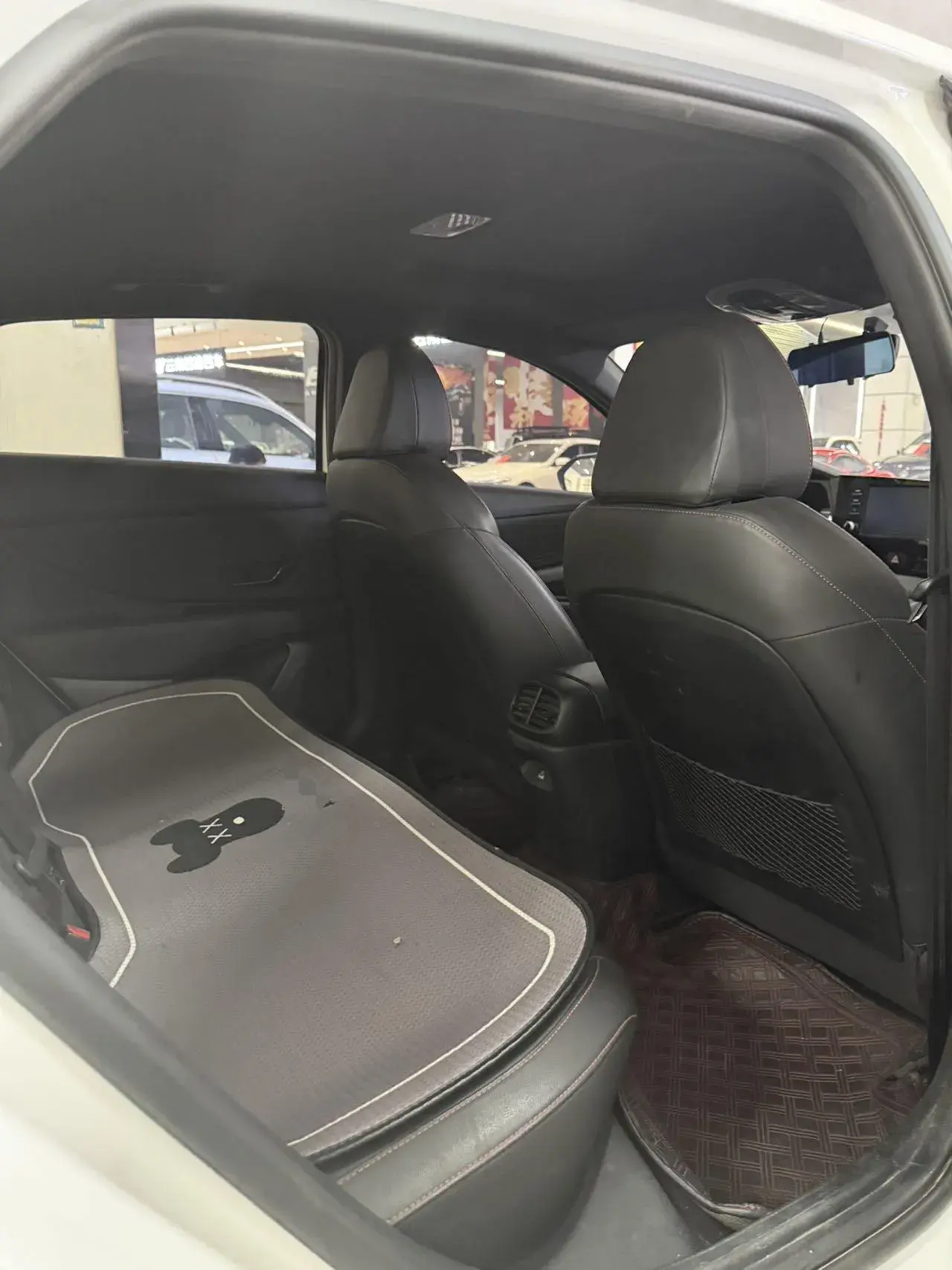 2022 HYUNDAI ELANTRA thumbnail 3