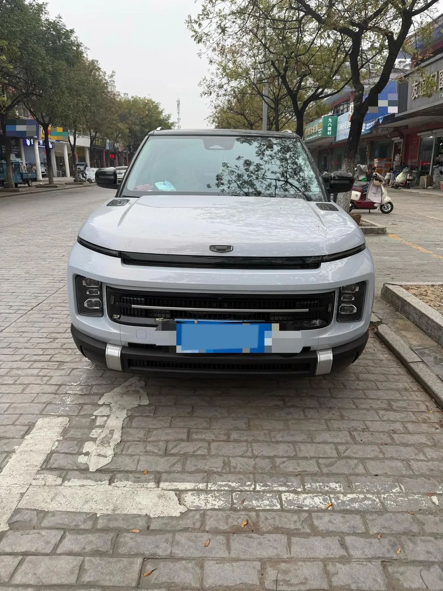 2023 GEELY ICON thumbnail 3