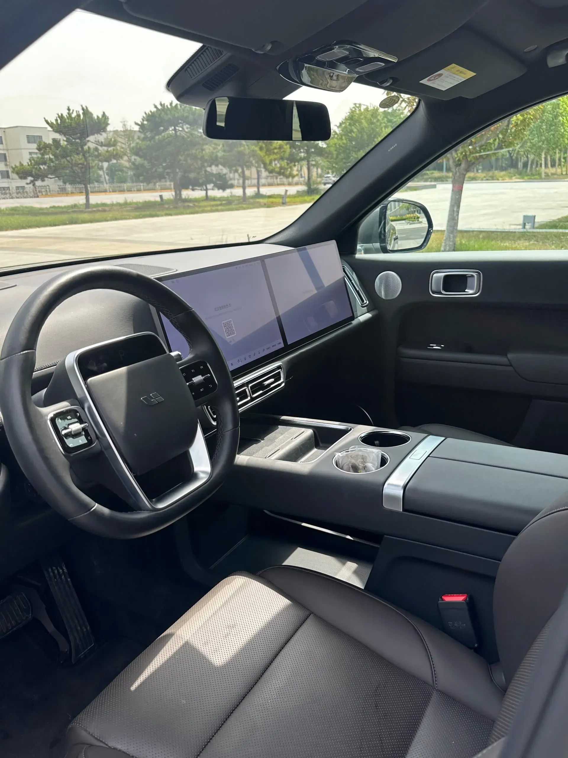 2024 LI L8 thumbnail 3