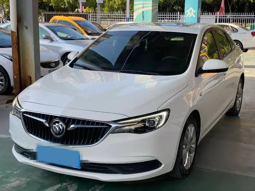 2021 BUICK EXCELLE view 1