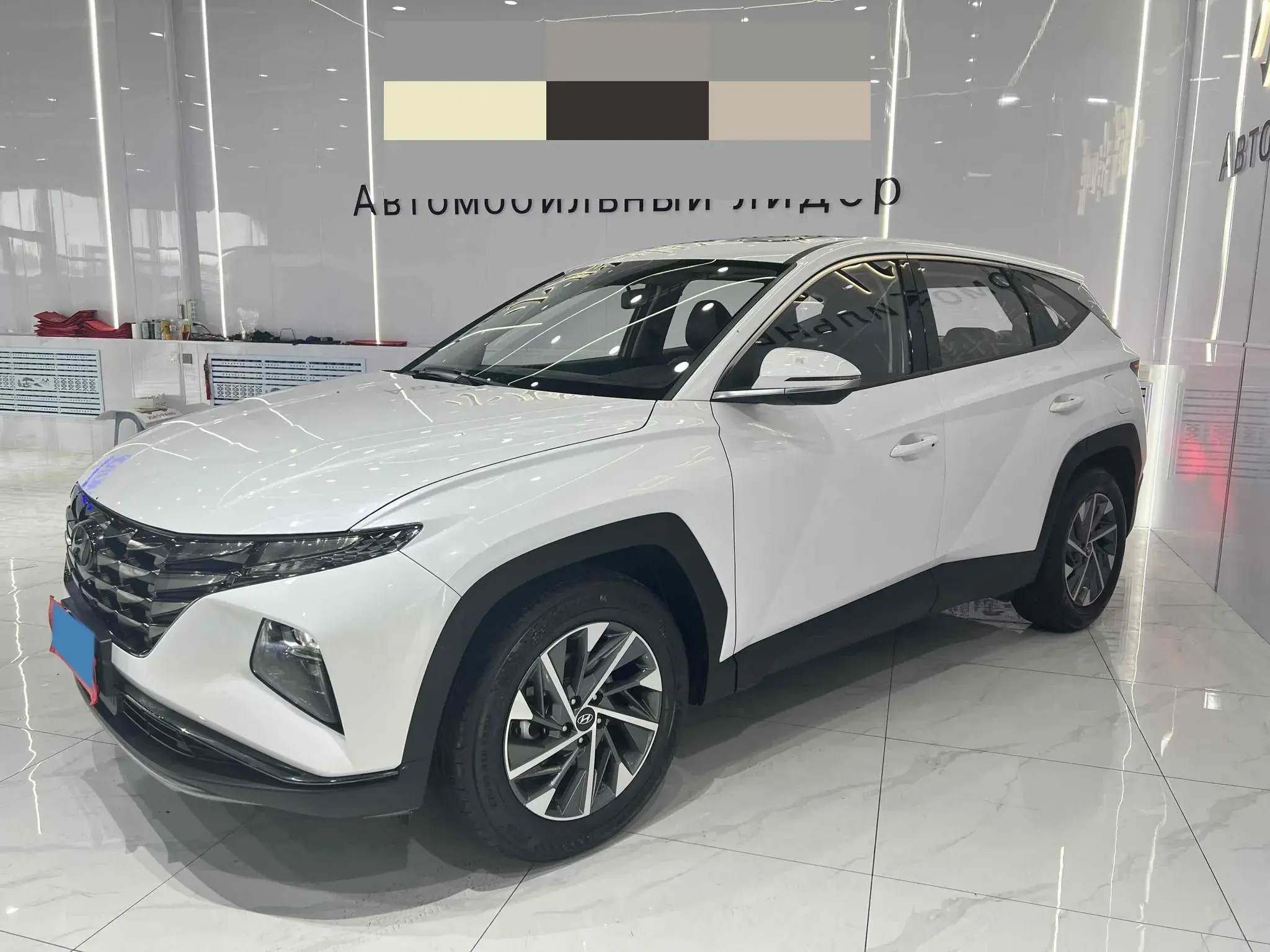 2021 HYUNDAI TUCSON view 1