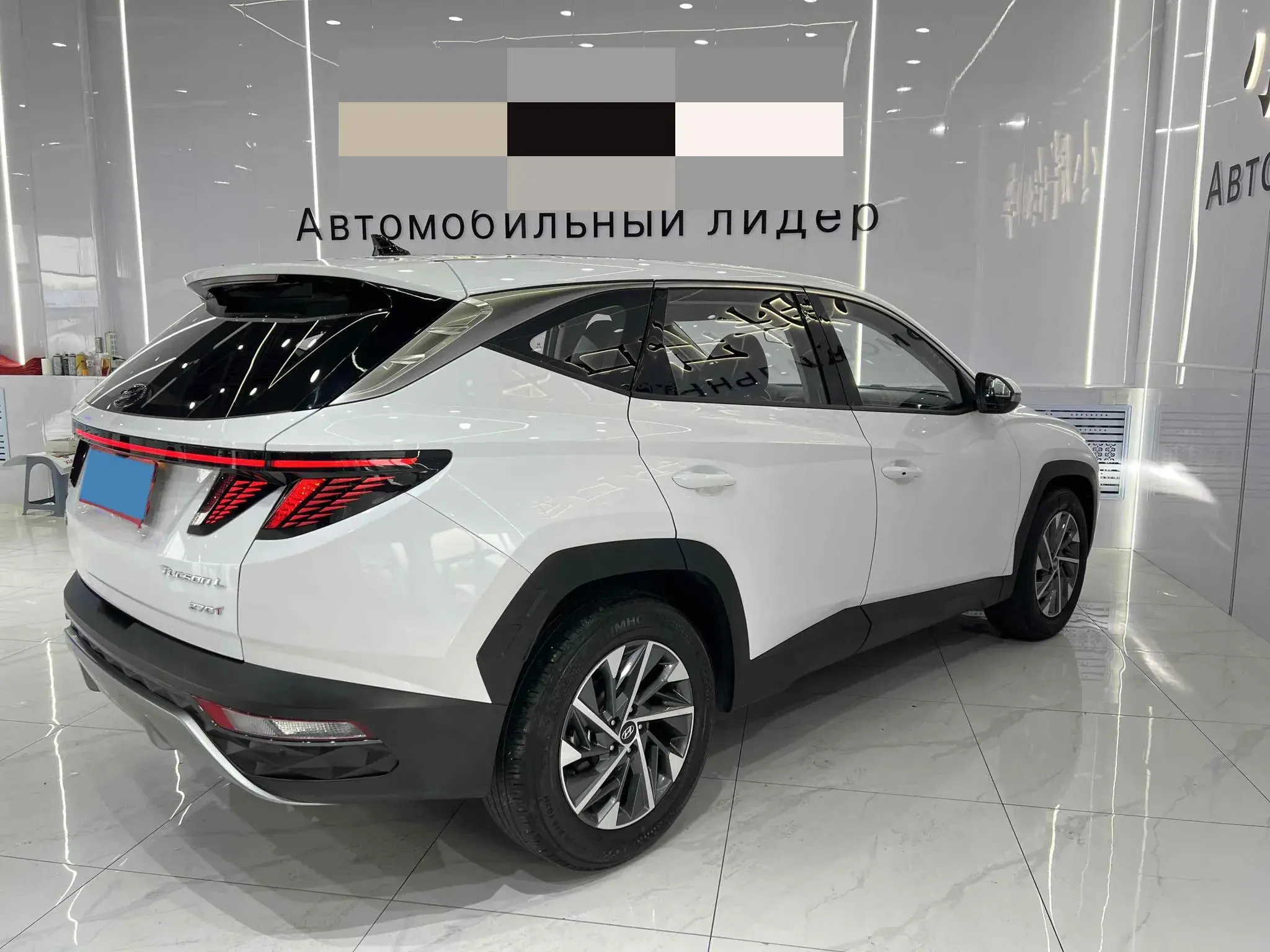 2021 HYUNDAI TUCSON thumbnail 4