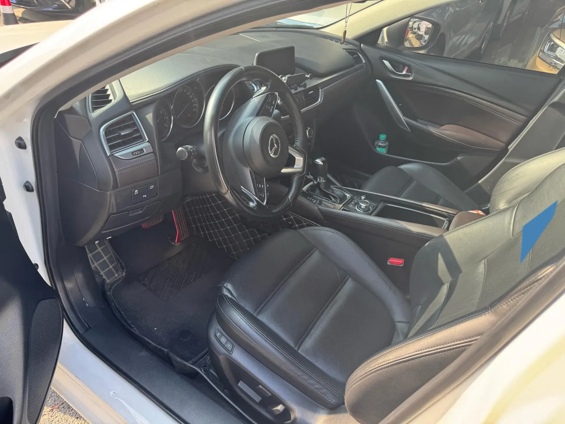 2018 MAZDA ATENZA thumbnail 2