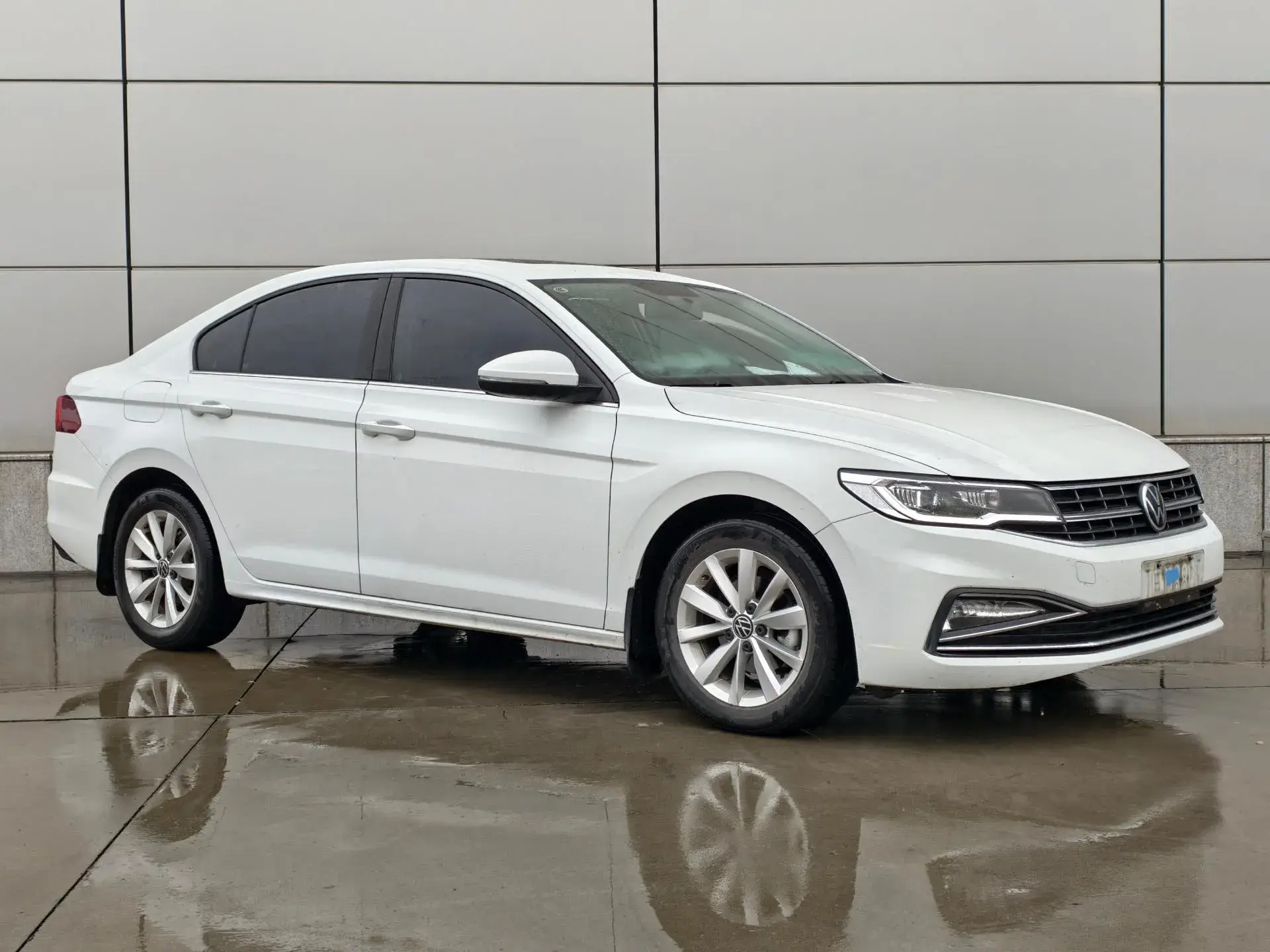 2021 VOLKSWAGEN BORA thumbnail 3