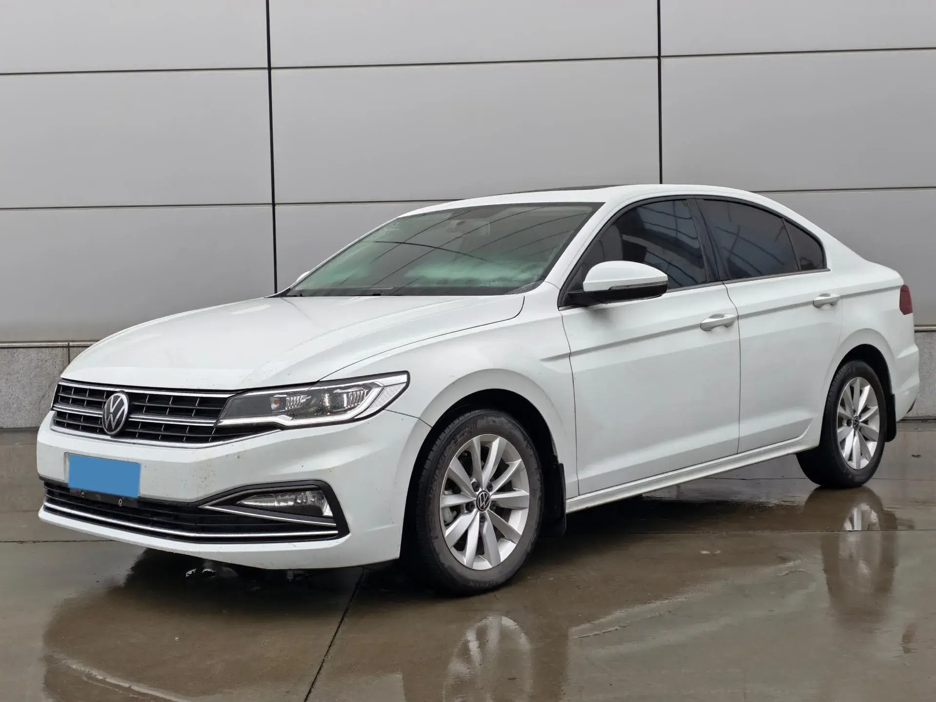 2021 VOLKSWAGEN BORA view 1