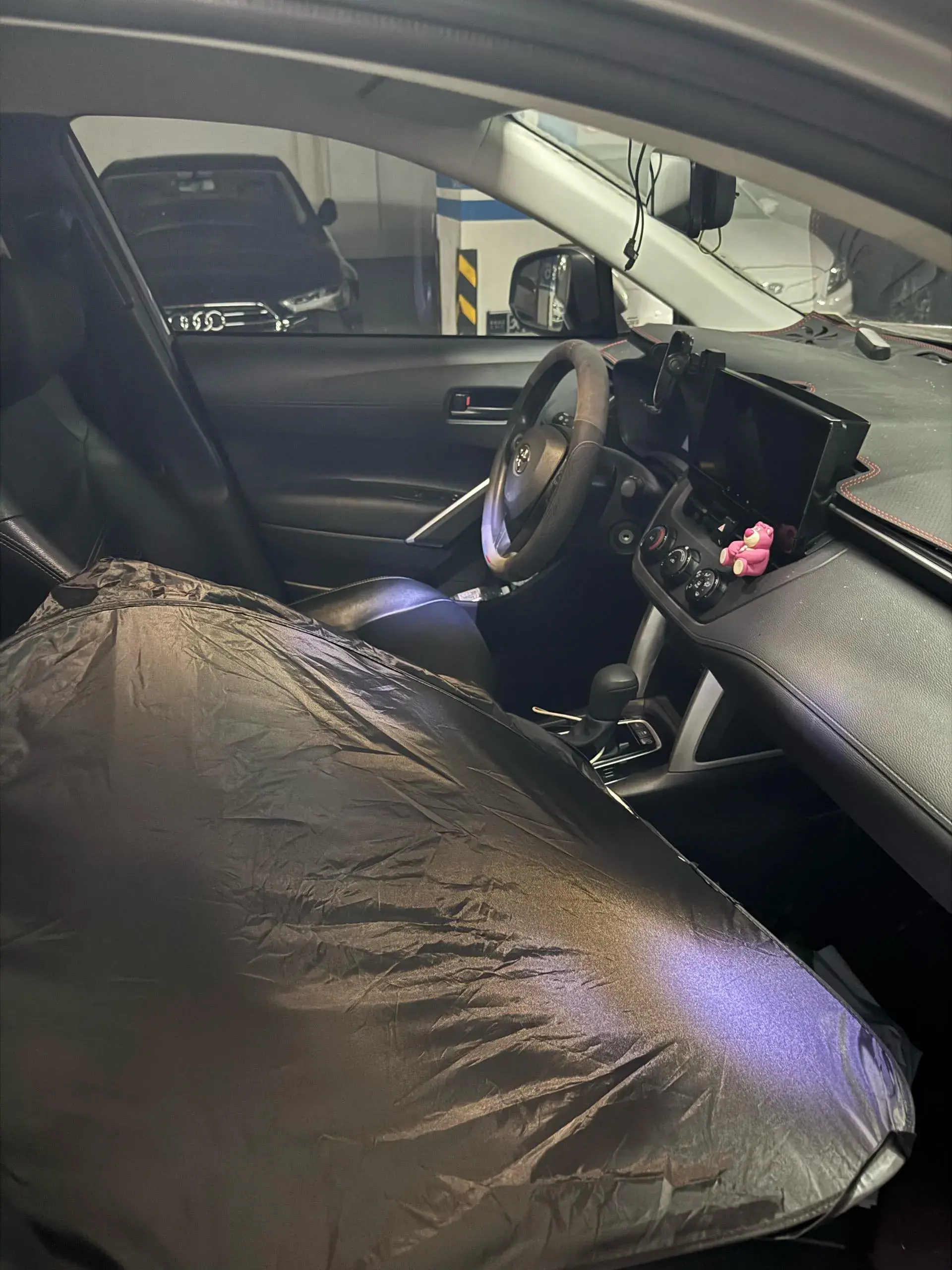 2023 TOYOTA COROLLA thumbnail 4