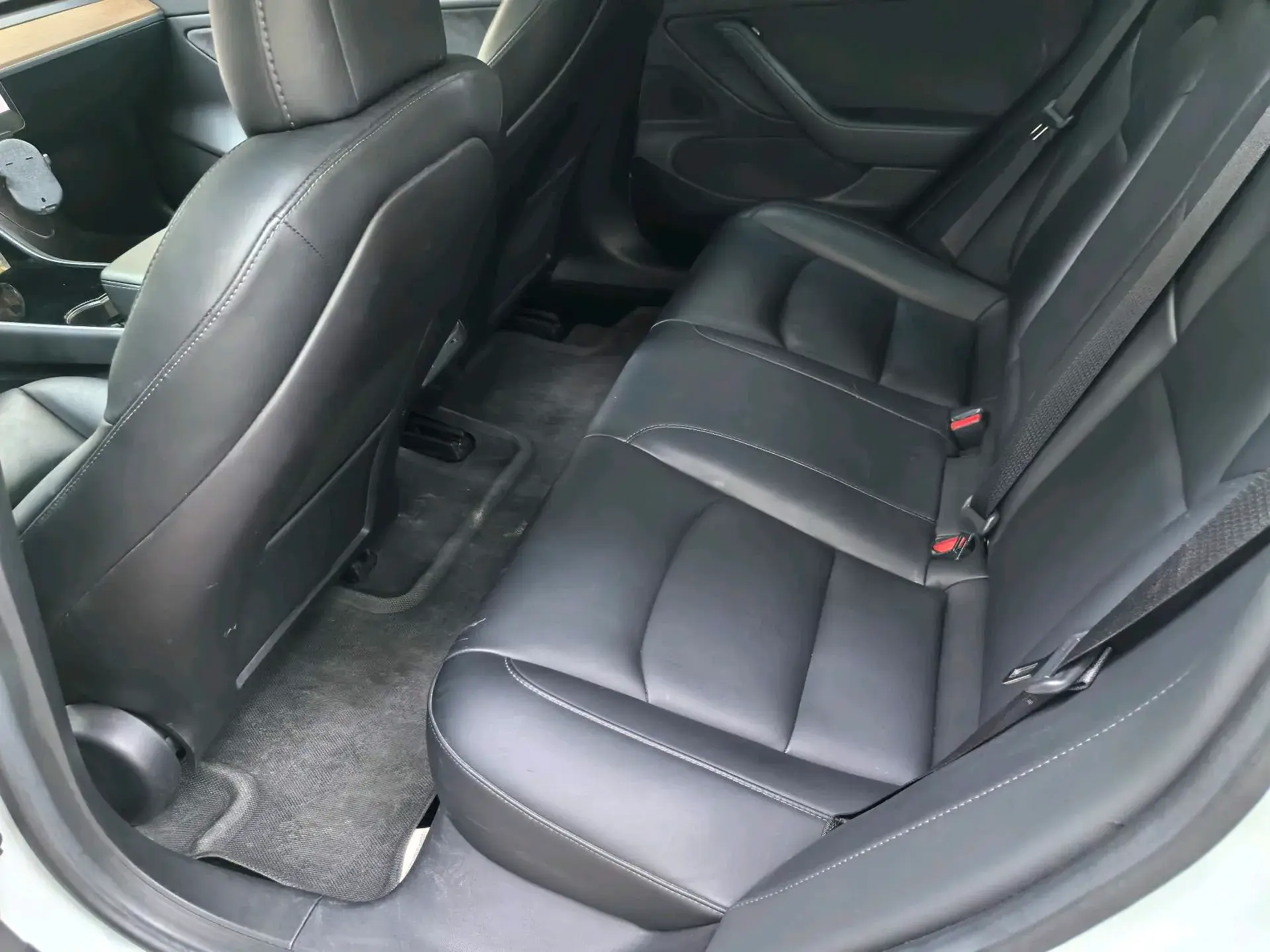 2019 TESLA MODEL thumbnail 3