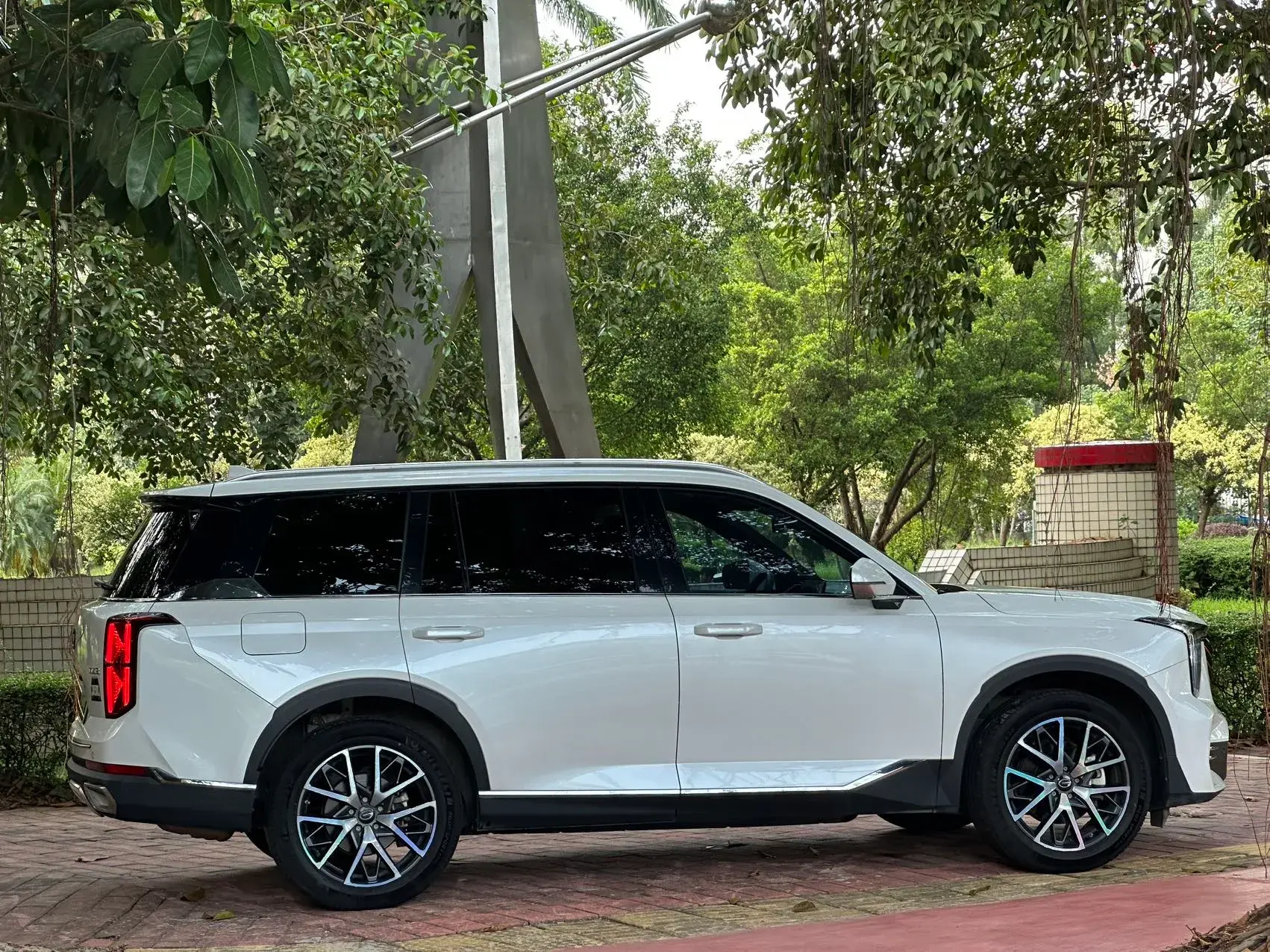 2022 GAC TRUMPCHI thumbnail 4