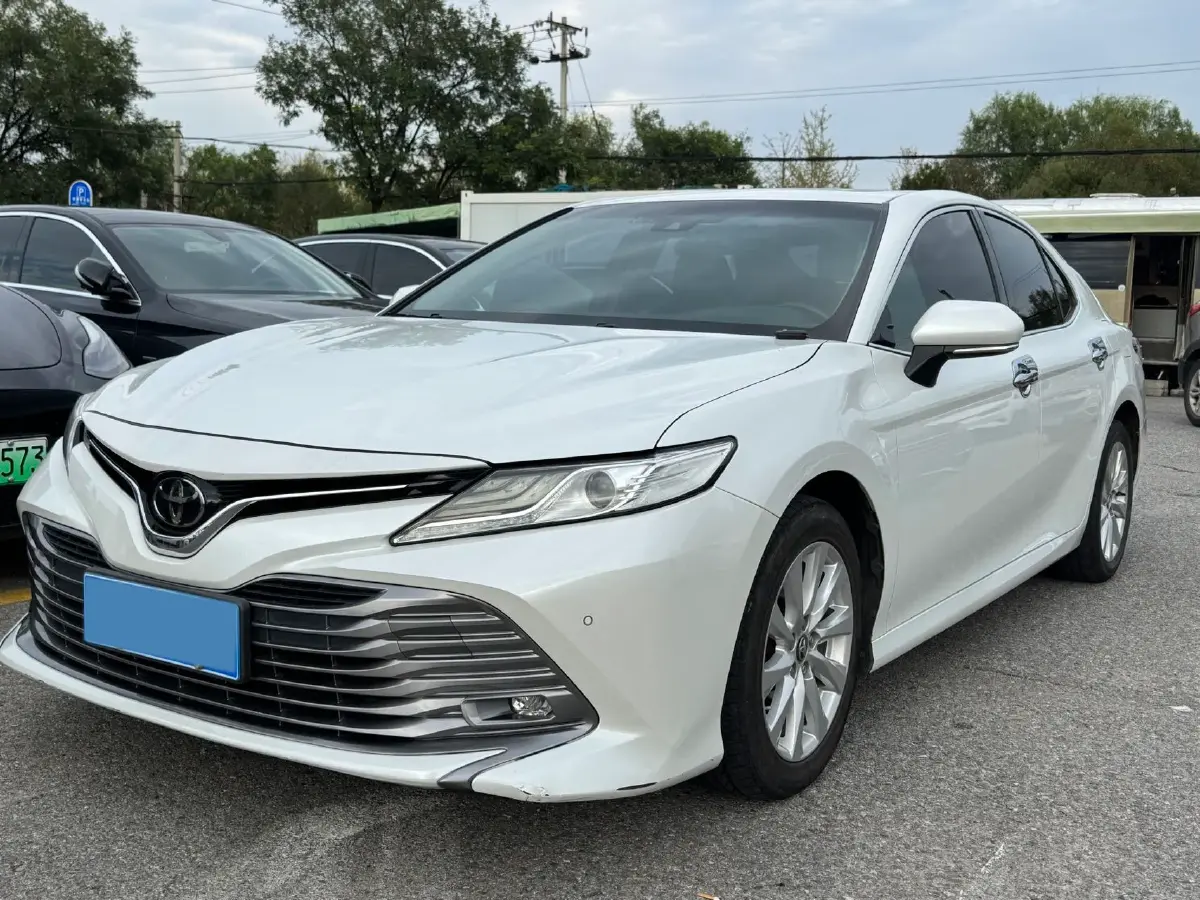 2019 Toyota Camry 2.0L 178HP L4 CVT