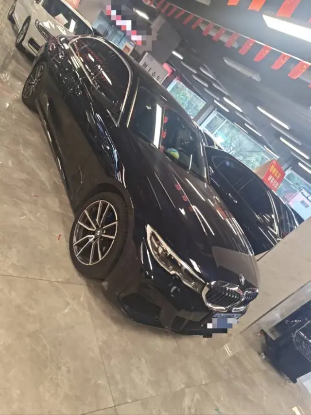 2021 BMW 3 thumbnail 2