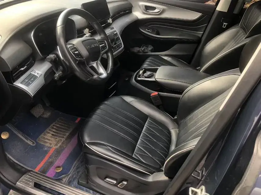 2021 ROEWE IMAX8 thumbnail 2