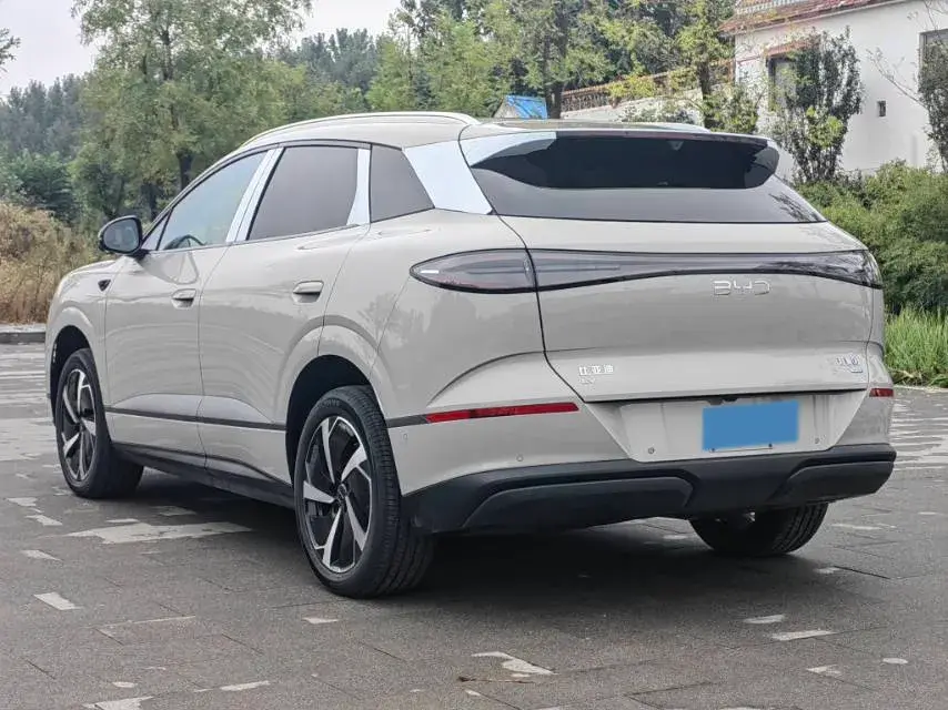 2025 BYD SEA thumbnail 4