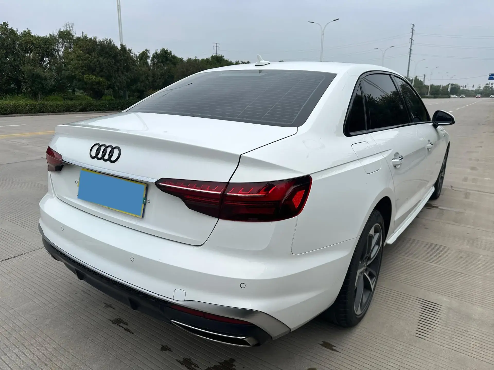 2020 AUDI A4L thumbnail 4