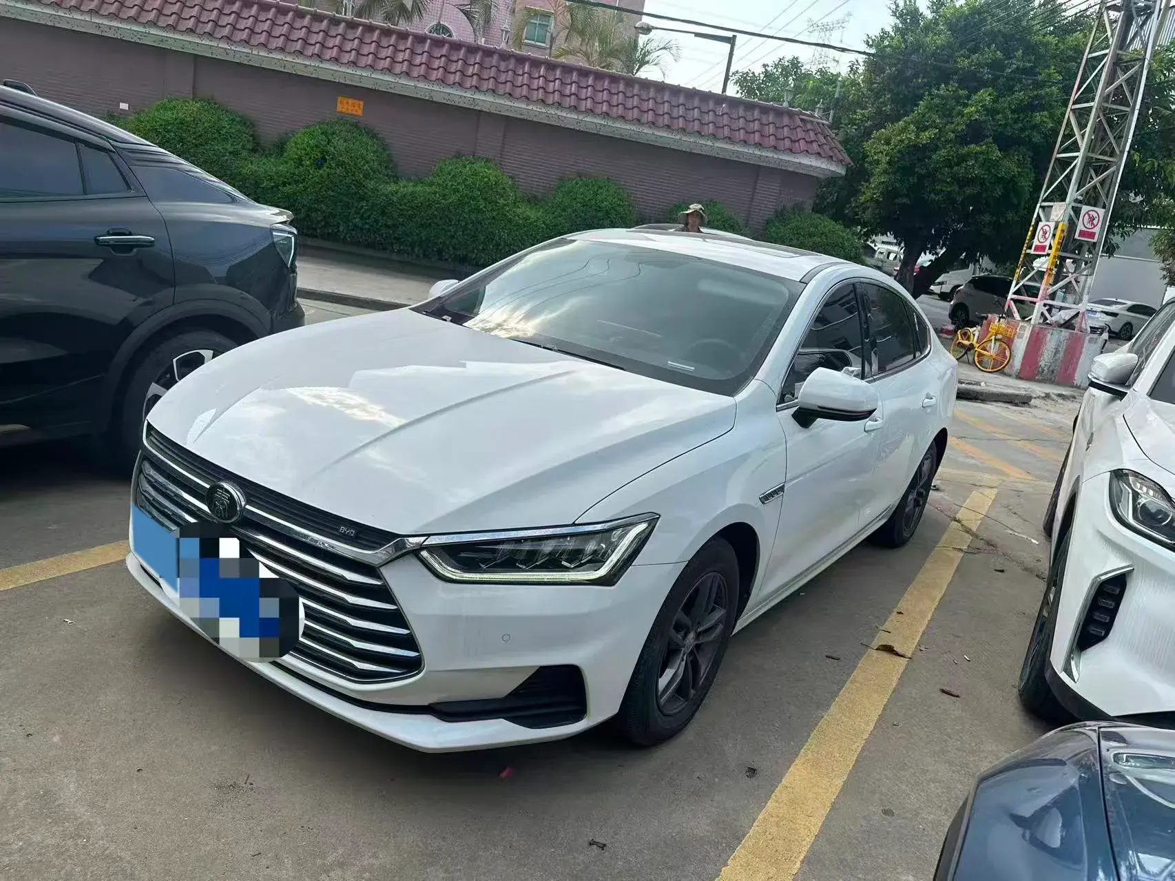 2019 BYD QIN view 1
