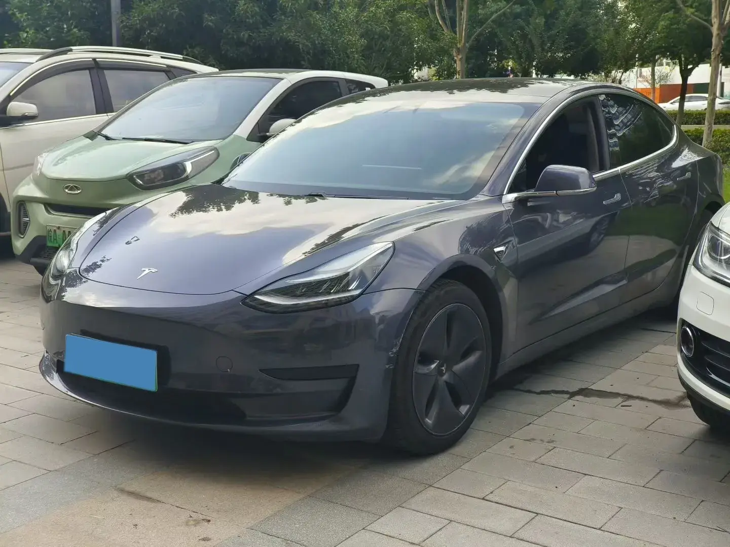 2020 TESLA MODEL view 1