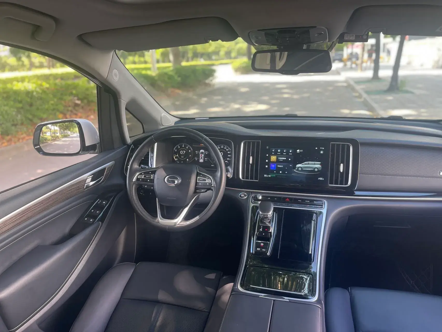 2021 GAC TRUMPCHI thumbnail 4