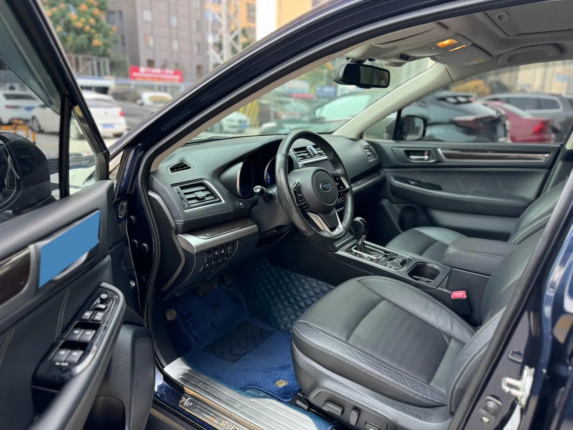 2019 SUBARU OUTBACK thumbnail 4