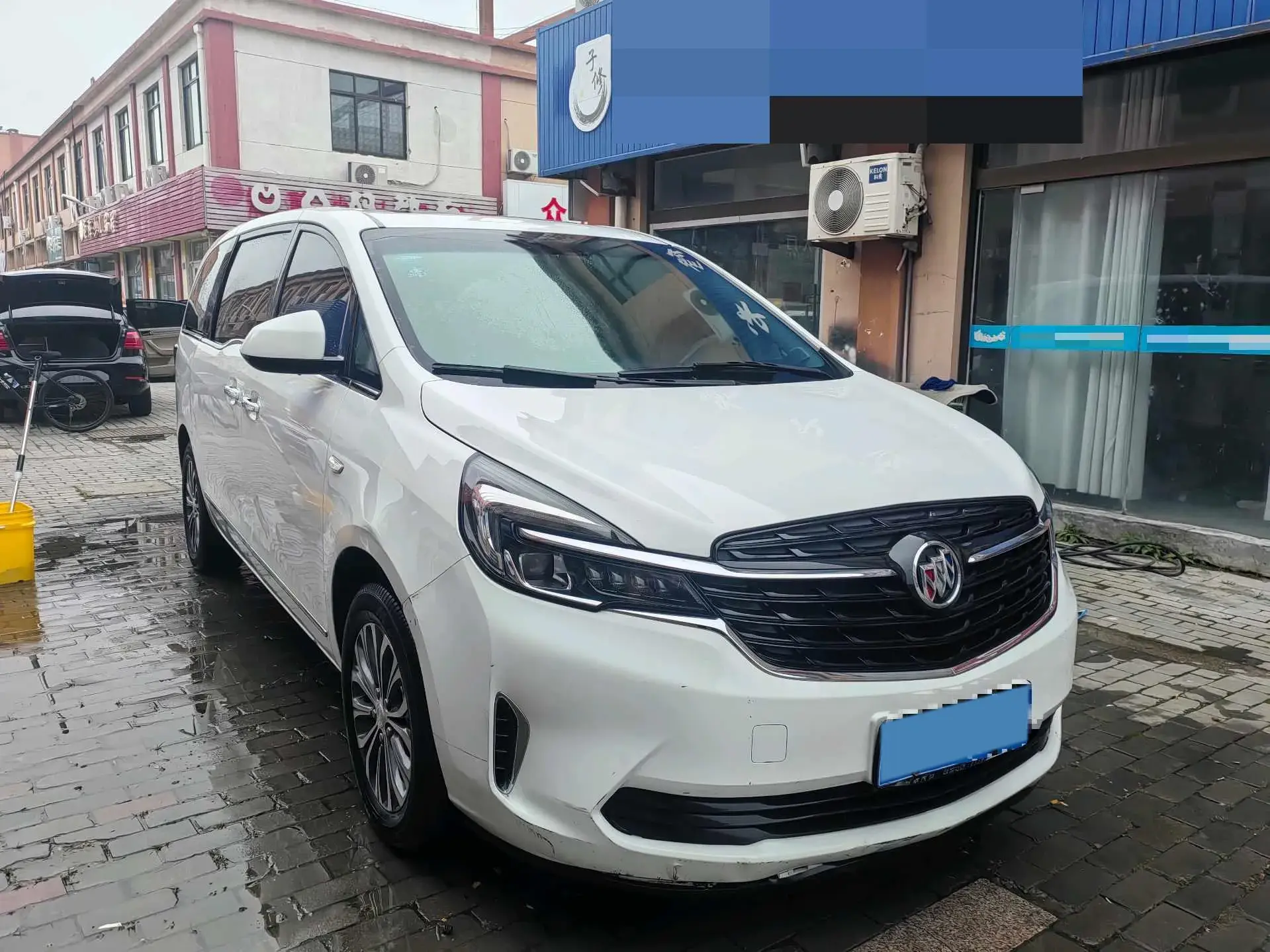 2021 BUICK GL8 thumbnail 2