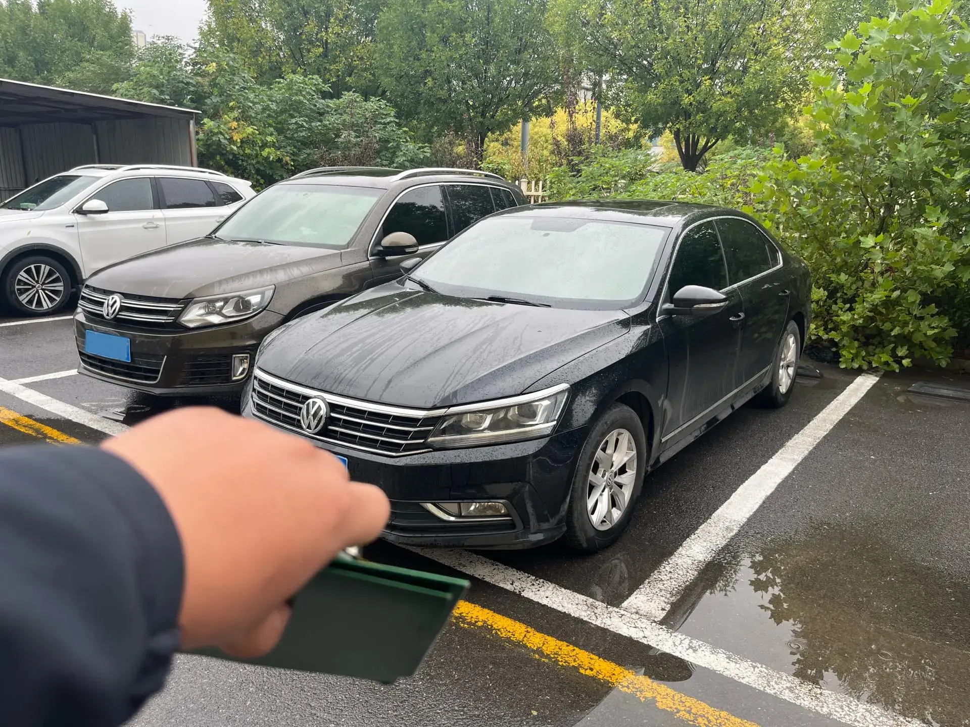 2015 VOLKSWAGEN PASSAT view 1