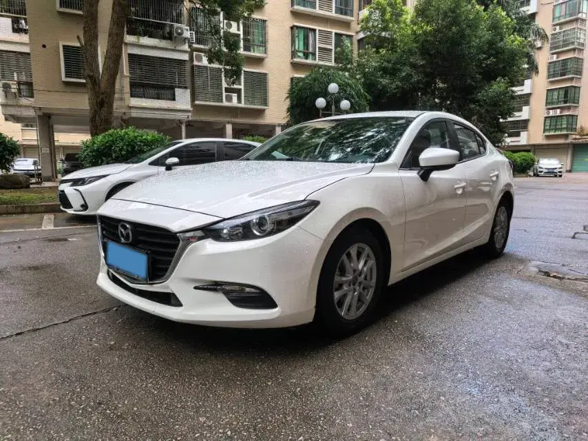 2017 Mazda 3 Axela 1.5L 117HP L4 6AT