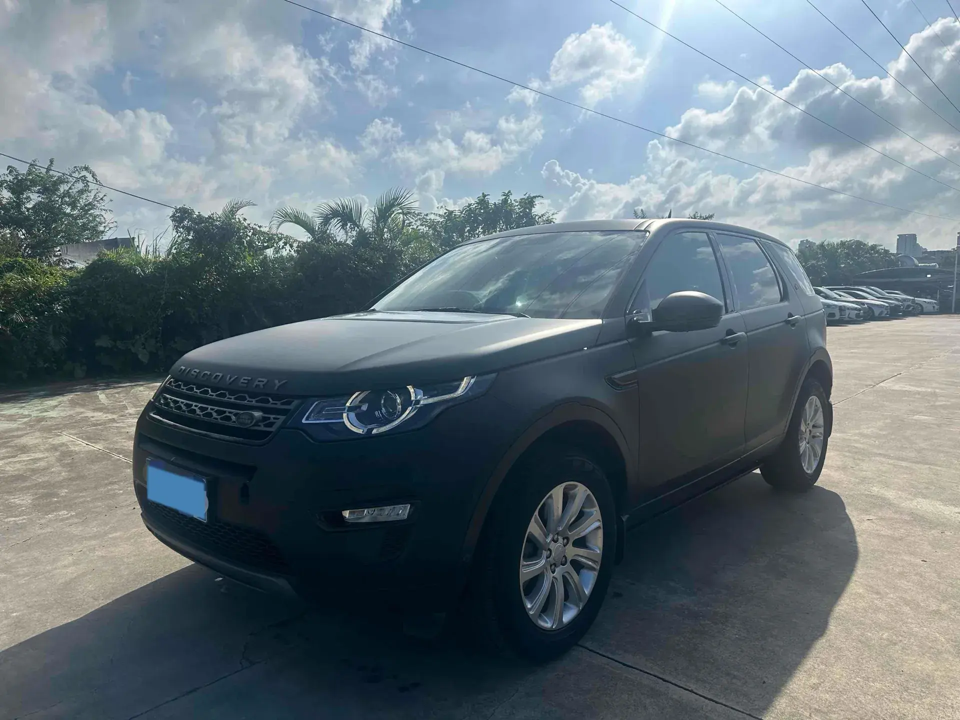 2019 LAND ROVER view 1