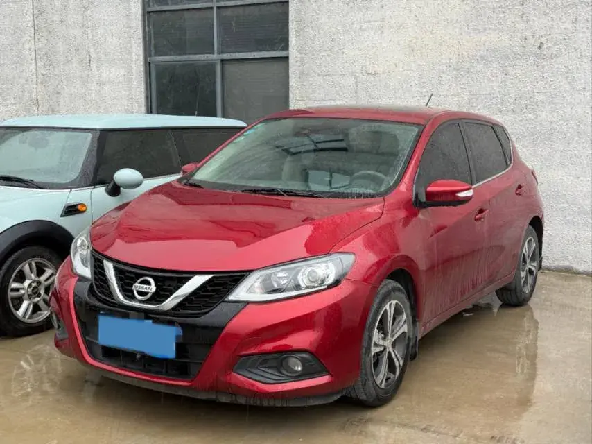 2020 NISSAN TIIDA view 1