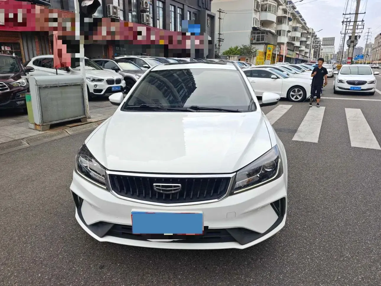 2020 GEELY EMGRAND thumbnail 2