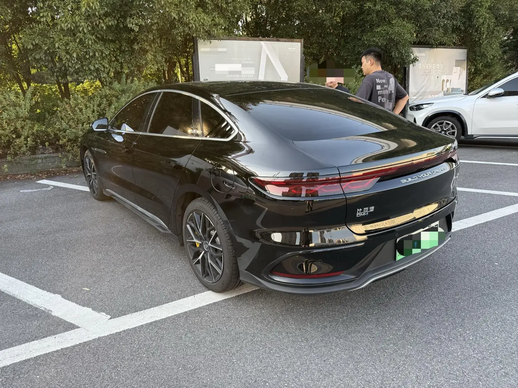 2025 BYD HAN thumbnail 2