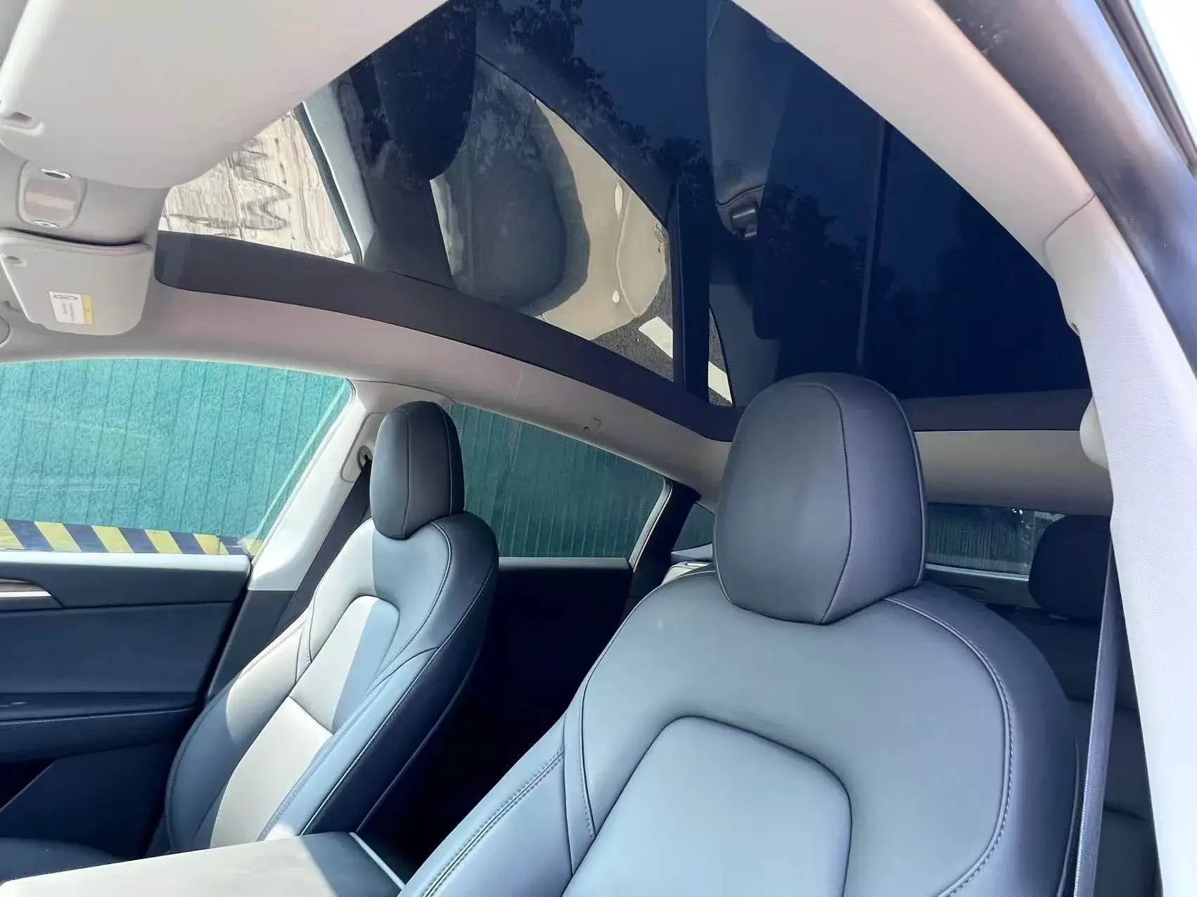 2021 TESLA MODEL thumbnail 4