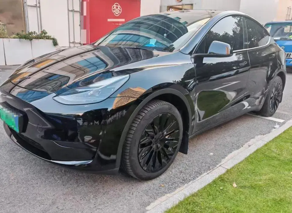 2021 TESLA MODEL view 1