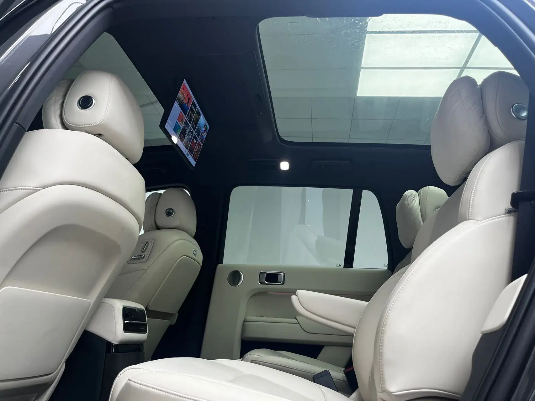 2022 LI L9 thumbnail 4