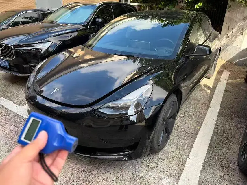 2022 TESLA MODEL view 1