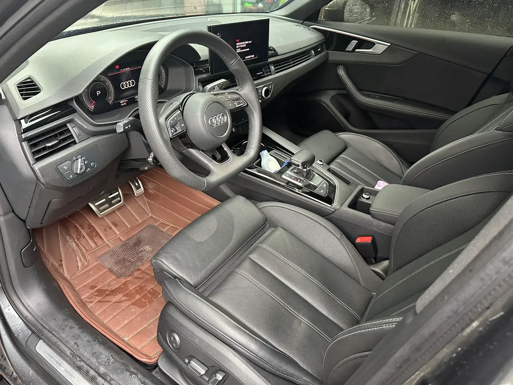 2023 AUDI A4L thumbnail 3