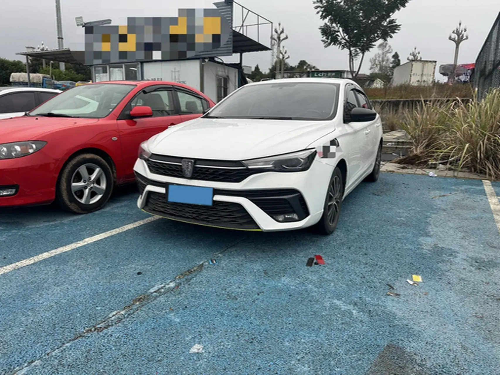 2021 ROEWE I5 view 1