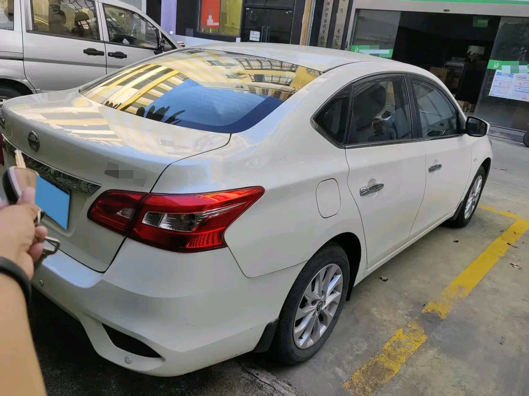 2021 NISSAN SYLPHY thumbnail 2