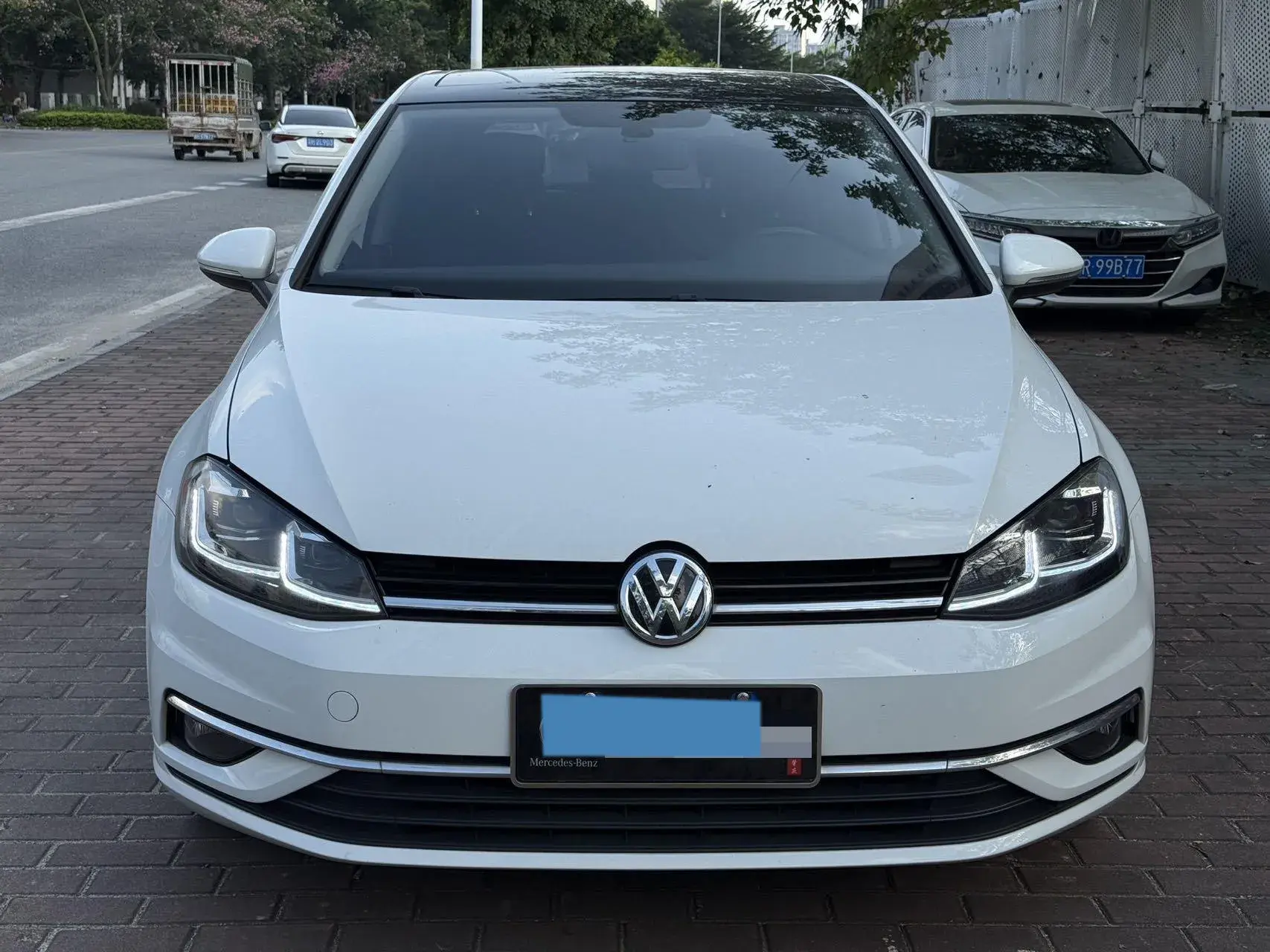 2020 VOLKSWAGEN GOLF thumbnail 2