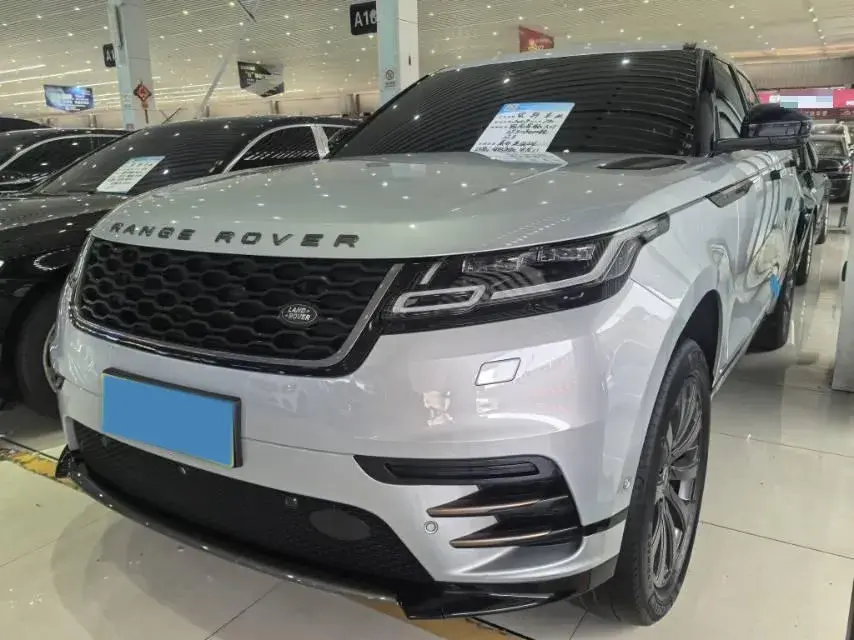 2021 LAND ROVER view 1