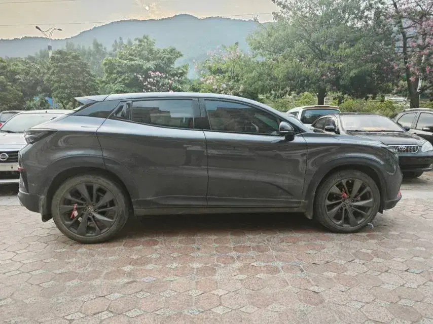 2020 CHANGAN UNI-T thumbnail 4