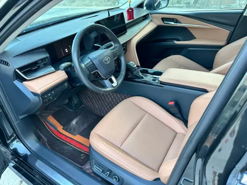 2024 TOYOTA CAMRY thumbnail 4