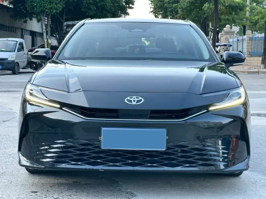 2024 TOYOTA CAMRY thumbnail 2