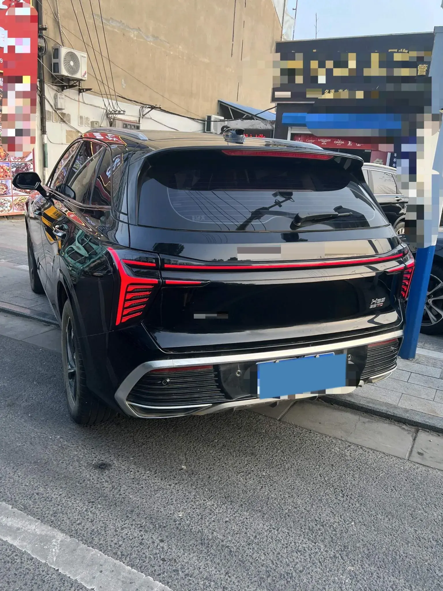 2023 HONGQI HS3 thumbnail 2