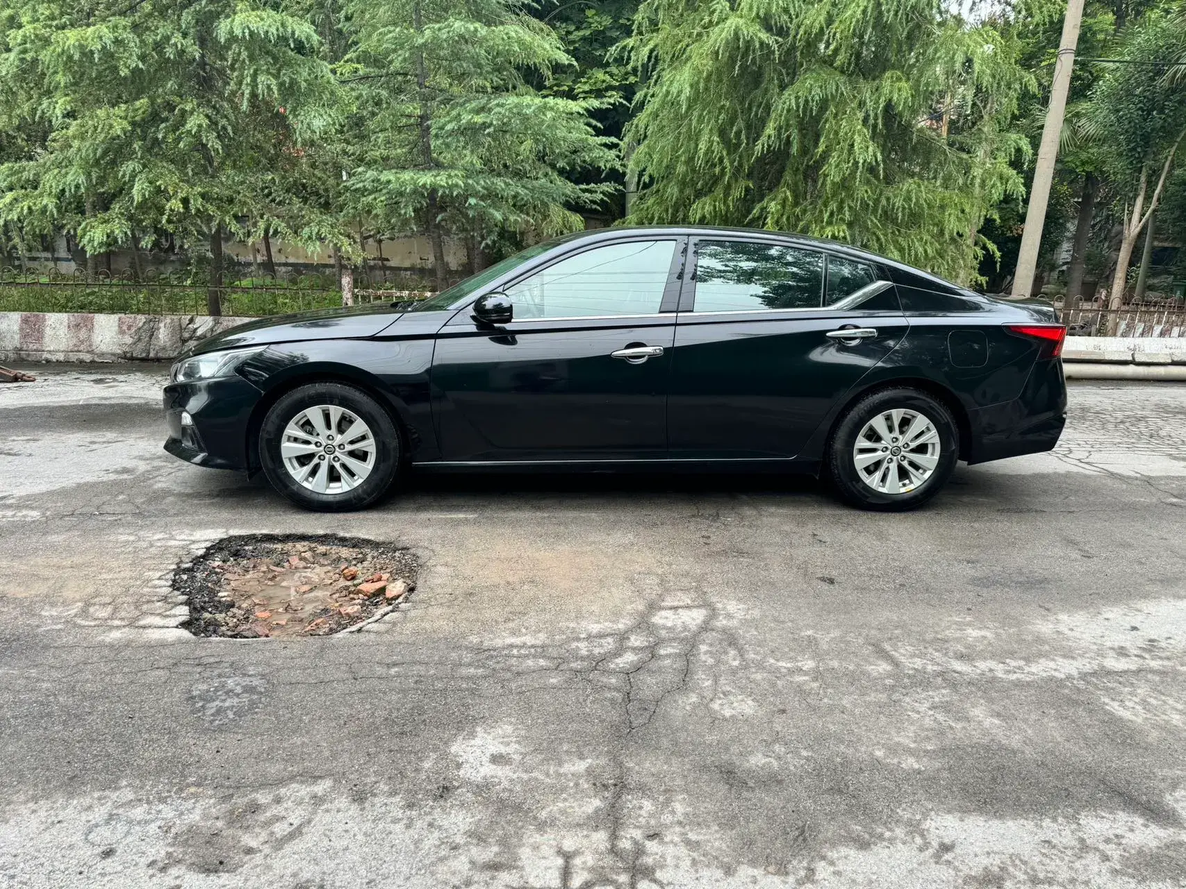 2021 NISSAN TEANA thumbnail 3