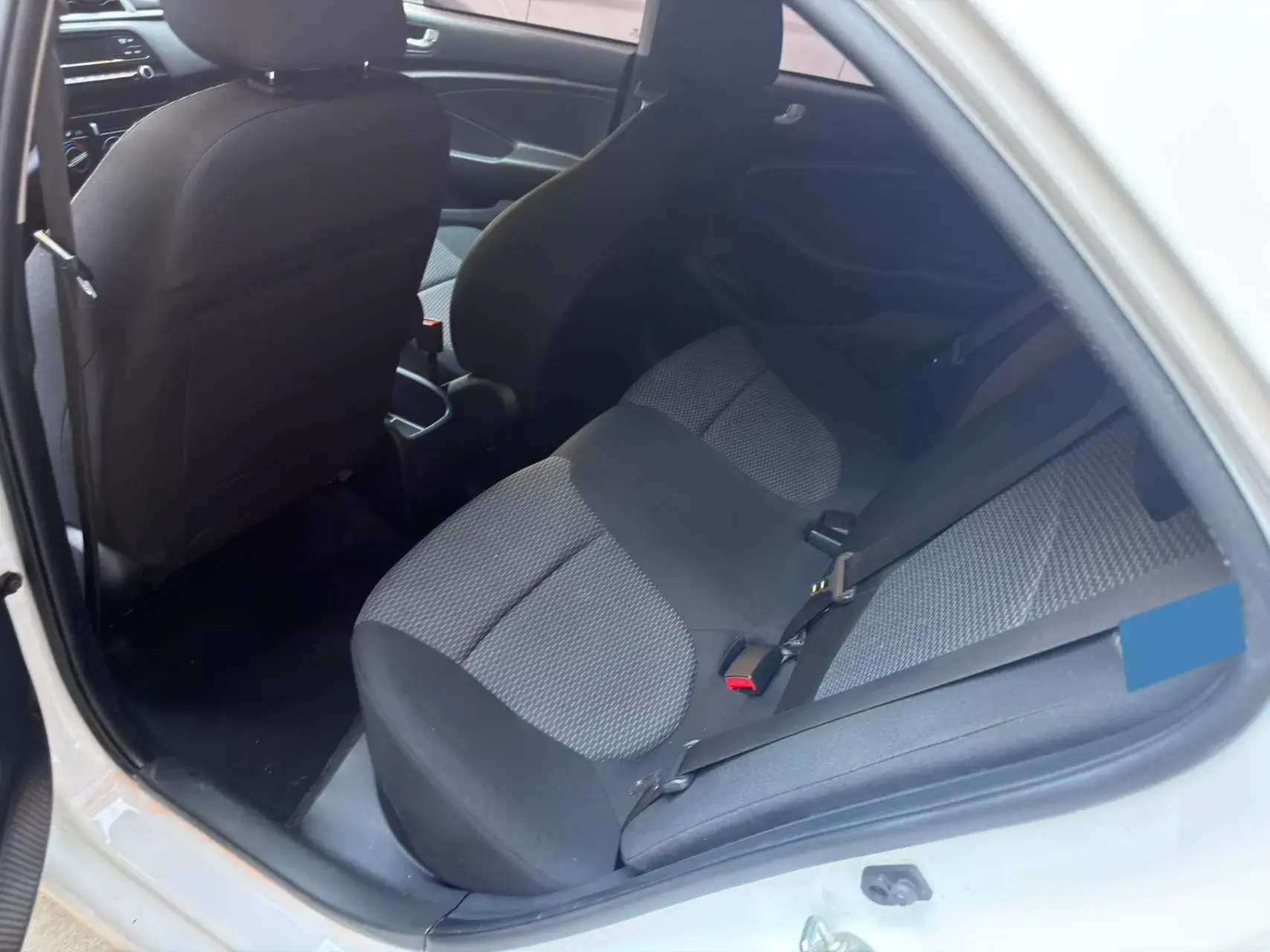 2017 HYUNDAI REINA thumbnail 4