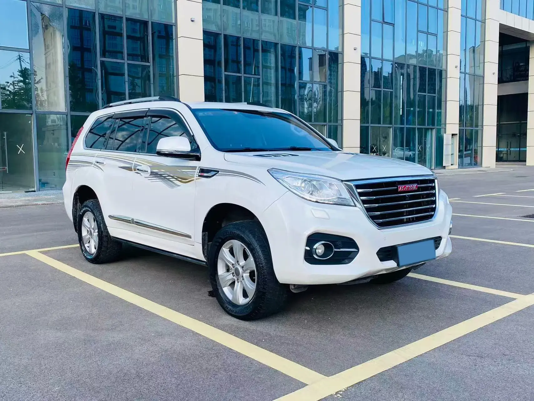 2017 HAVAL H9 thumbnail 3