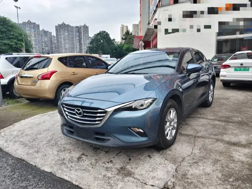 2018 MAZDA CX-4 view 1